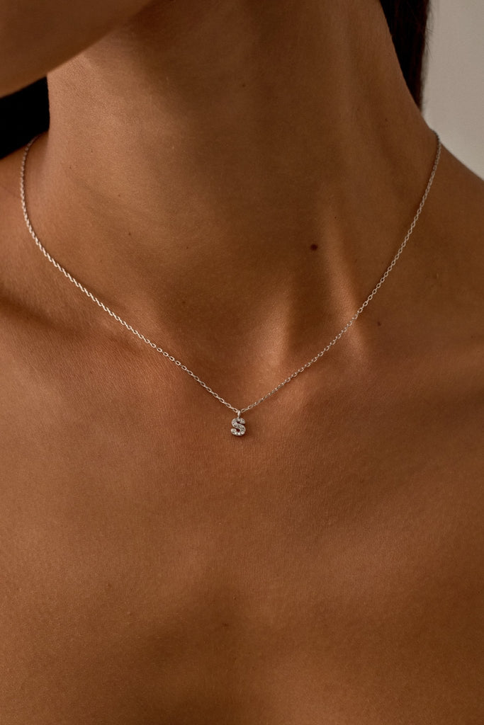 LETTER NECKLACE (A - Z) - CAINTÈ