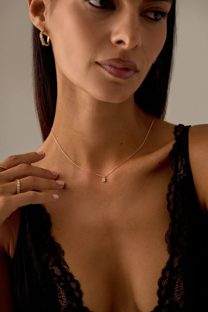 LETTER NECKLACE (A - Z) - CAINTÈ